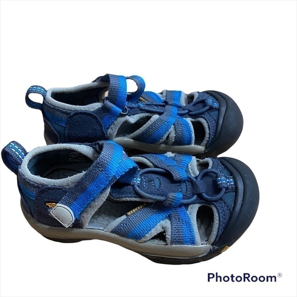 Keen Blue Sandals Sz 10 Kids Boys Washable Outdoors Caged